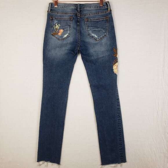 Driftwood Sundance Audrey Embroidered Jeans Raw Hem Distressed Boho size 26 - Picture 7 of 15